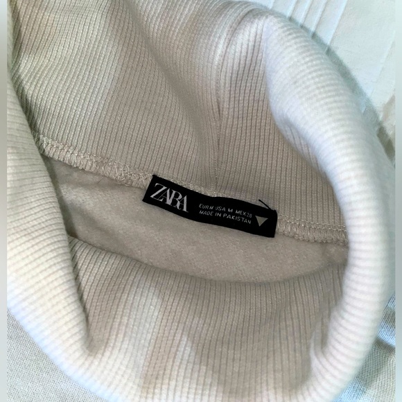 Sweater - Picture 3 of 3